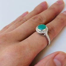 Round Green Onyx Sterling Silver Rope Band Ring