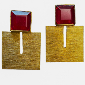 Red Onyx Squared Gold Earrings